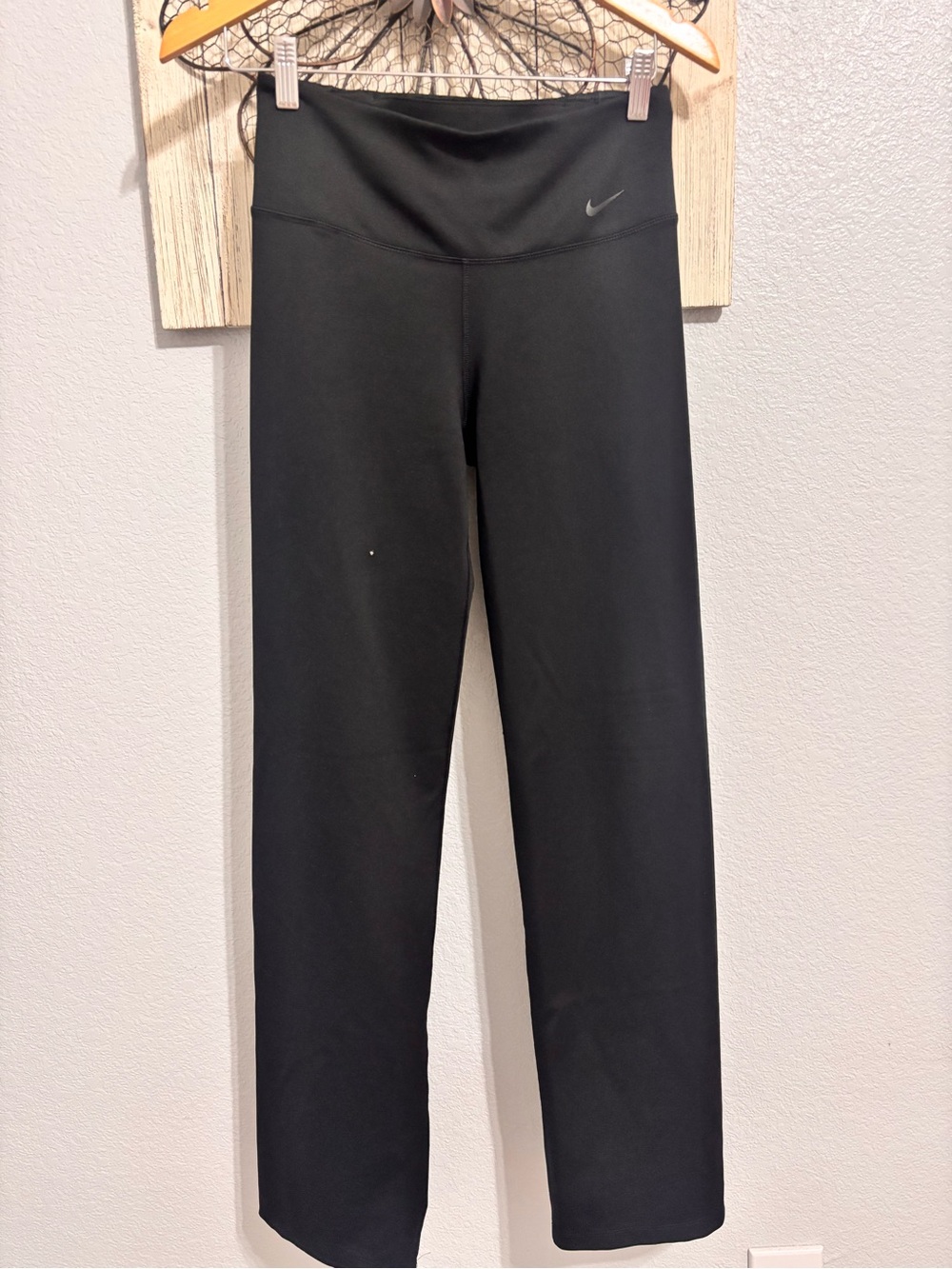 Nike Black Women's High-Waist Performance Leggings